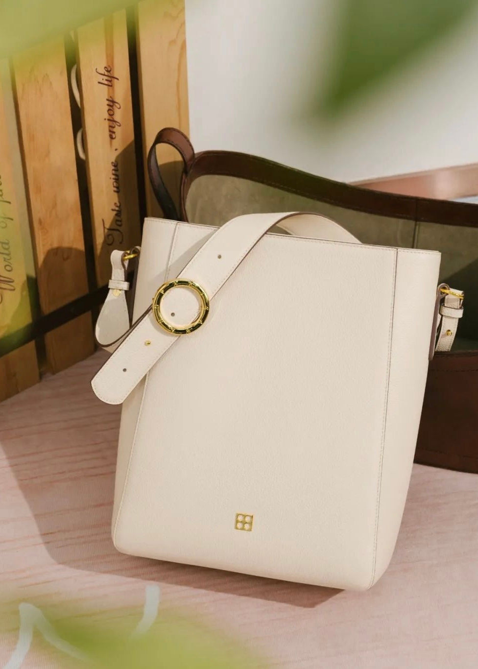 Carrie Medium Tote Bag